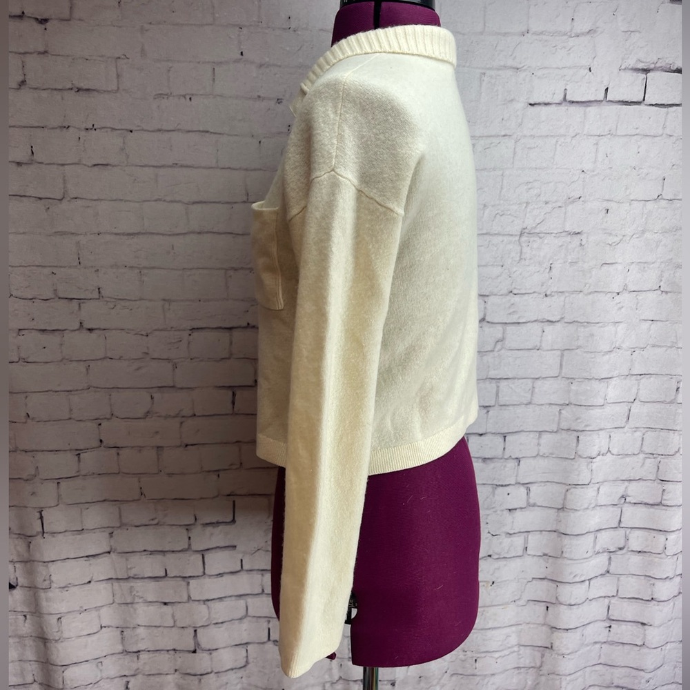 Everlane size small cream colored cashmere sweater - Picture 2 of 5